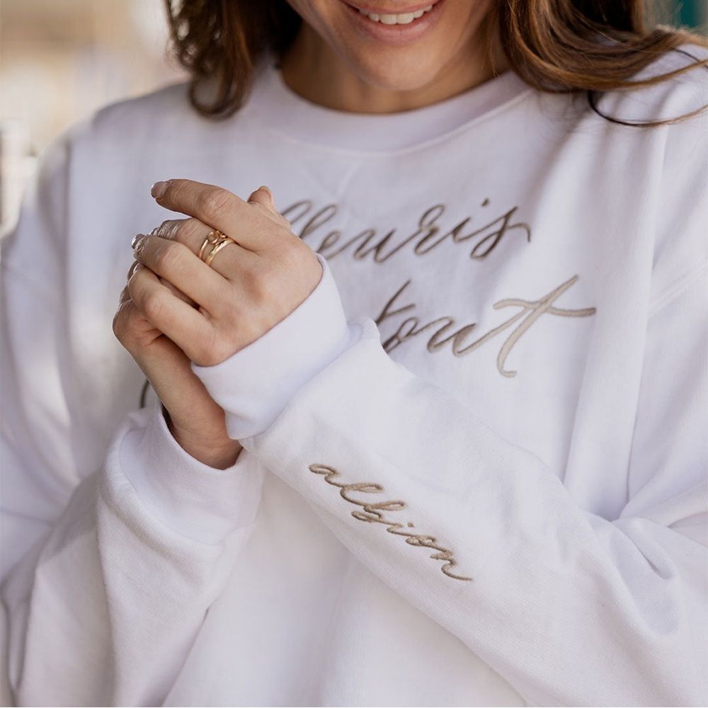 NWT Albion Fleuris Partout Bloom Everywhere Crew Sweatshirt White Size Large
